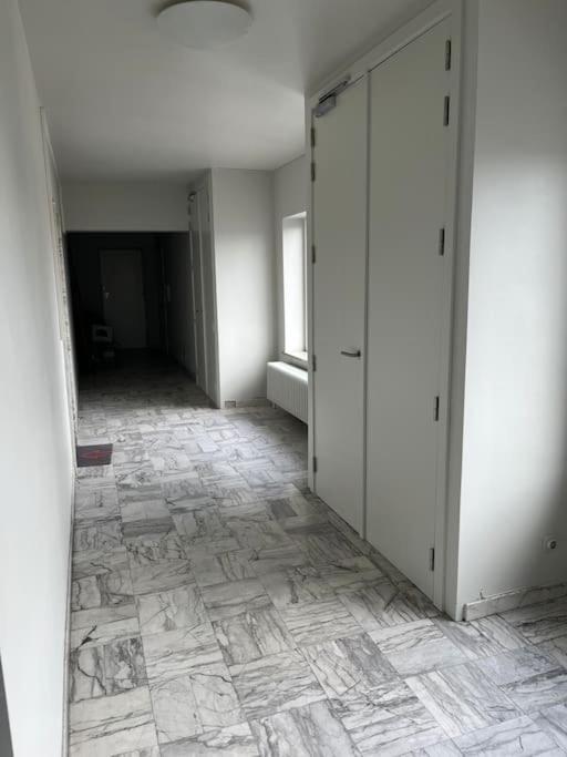 Amajed Apartment นามูร์ ภายนอก รูปภาพ